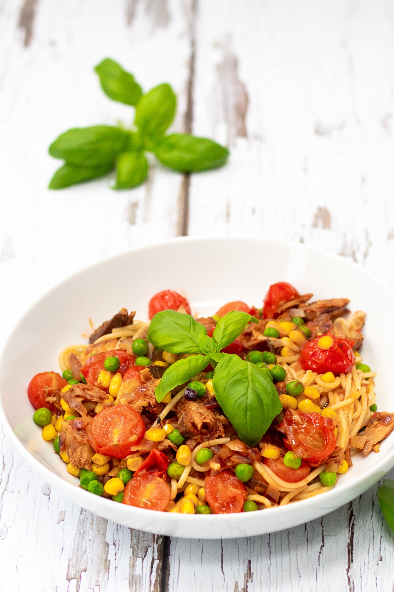 tinned mackerel pasta recipe in a bowl