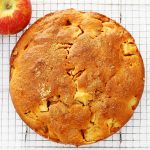 Cinnamon apple cake