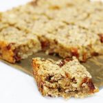 Date and Banana Oaty Bars