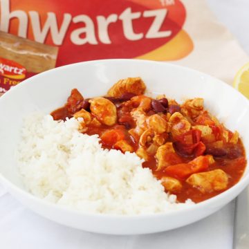 bowl of chicken chilli with rice
