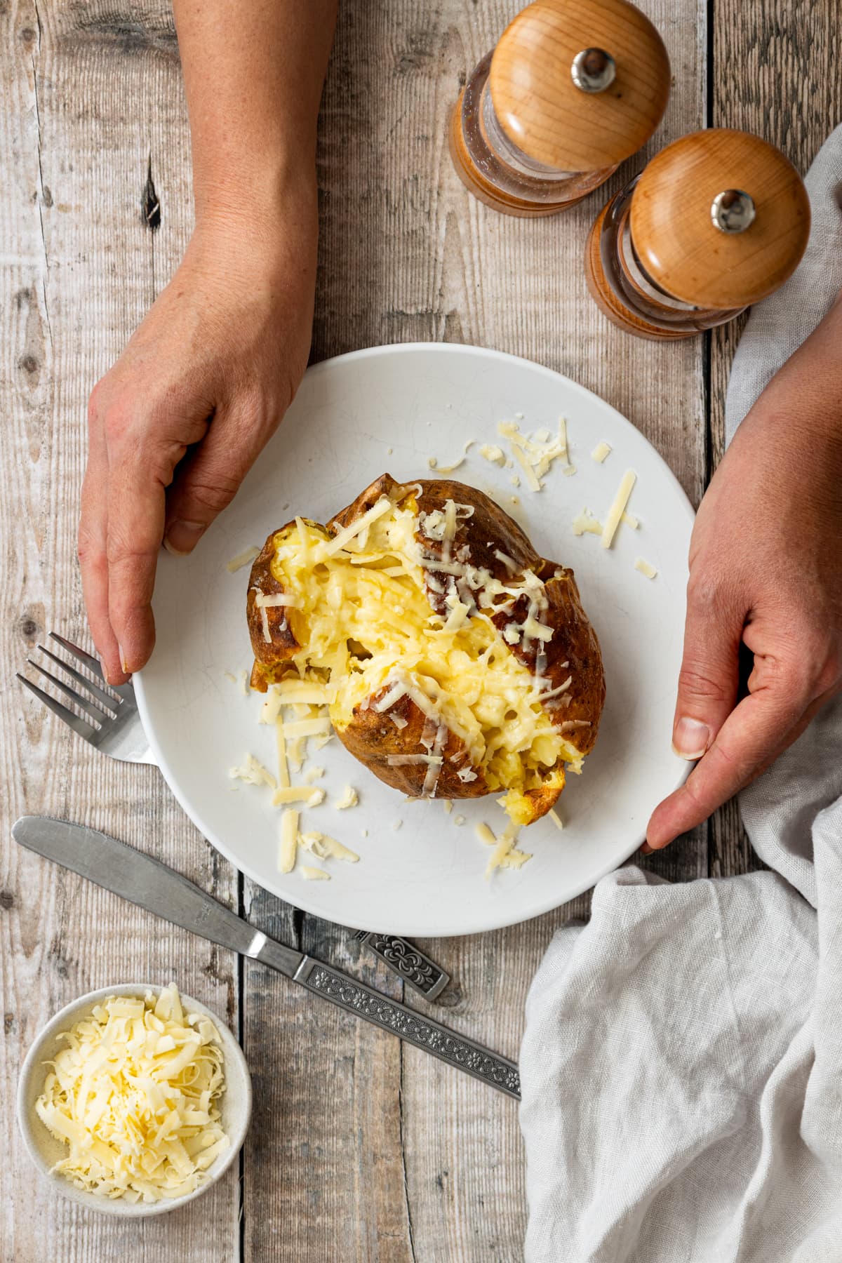 Jacket potato topped with cheese